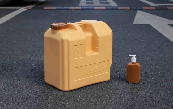 Resin Endüstrisi için Musluklı Renkli 20 Litrelik Küvet